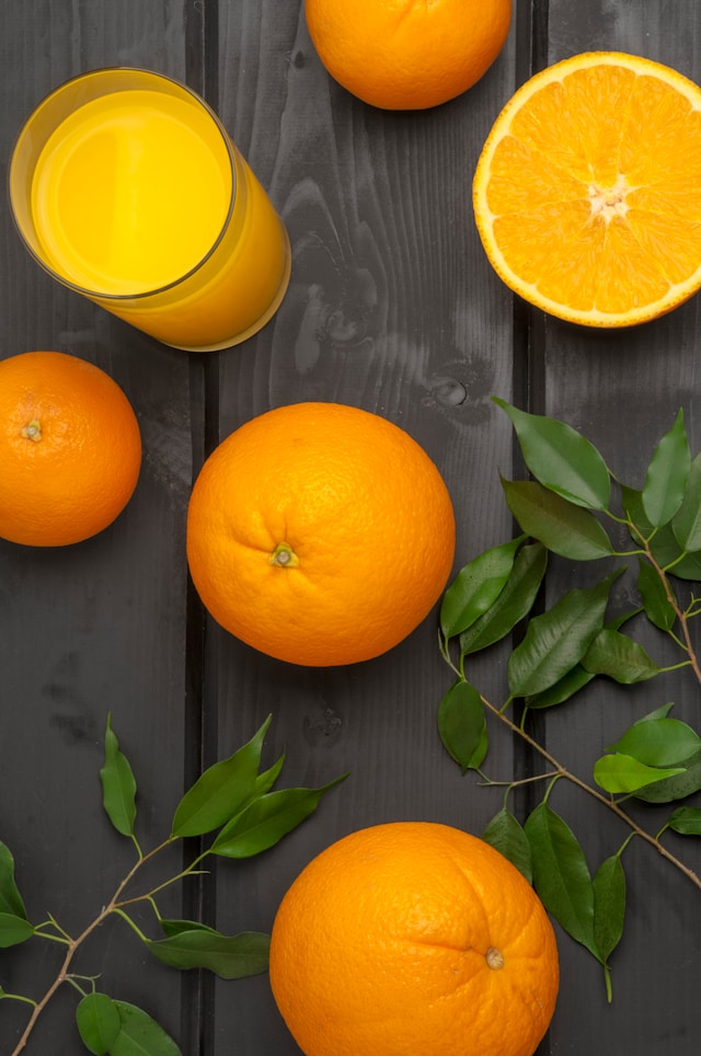 Estoques de suco de laranja registram nova baixa e têm menor volume da série histórica, aponta CitrusBR