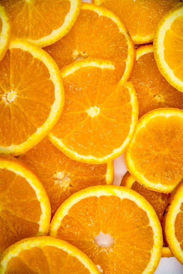 Preços da laranja caem 20% em junho