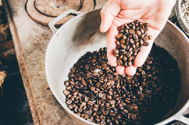 Colômbia suspende temporariamente parte das exportações de café